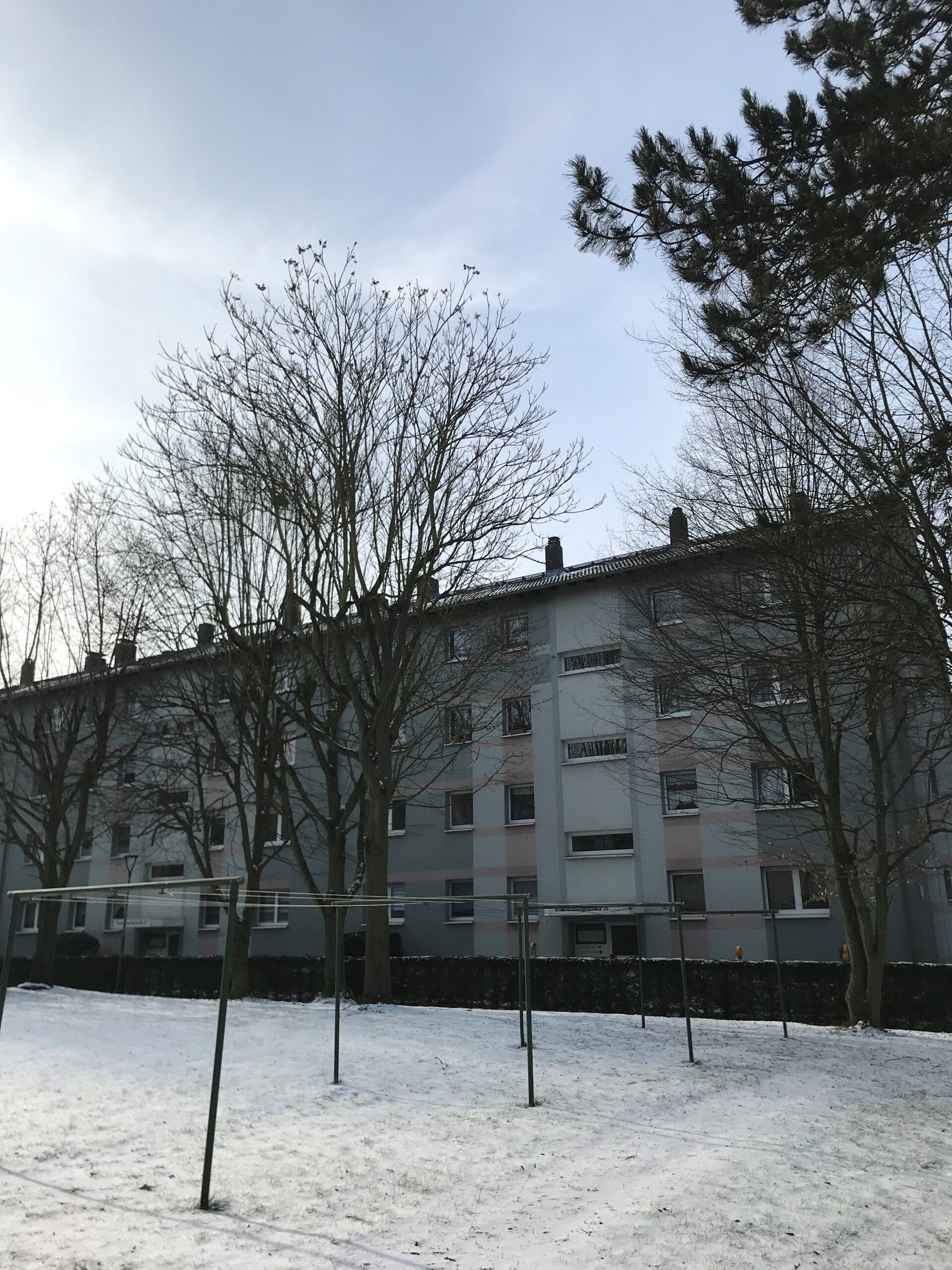 Modernisierte 3-Zimmerwohnung am Heilsberg, Bodelschwinghstraße 25, 61118 Bad Vilbel