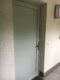 91101/298 - Helle und großzügig geschnittene 3-Raum-Wohnung - Wohnungseingangstür.JPG