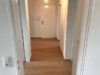 Wohnung im Grünen - bereits für Sie fertig modernisiert und renoviert! - Flur