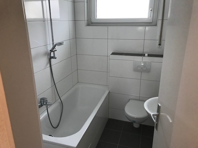 Wohnung im Grünen – bereits für Sie fertig modernisiert und renoviert!, Am Weihergarten 29, 63674 Altenstadt