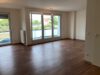 Freundliche Nachbarn gesucht - Bild 1 Wohnzimmer.jpg