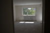3-Zimmerwohnung mit Renovierungskostenzuschuss - Wohnzimmer