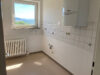 Praktische 4-Zimmer-Wohnung mit Balkon in ruhiger Lage - Küche