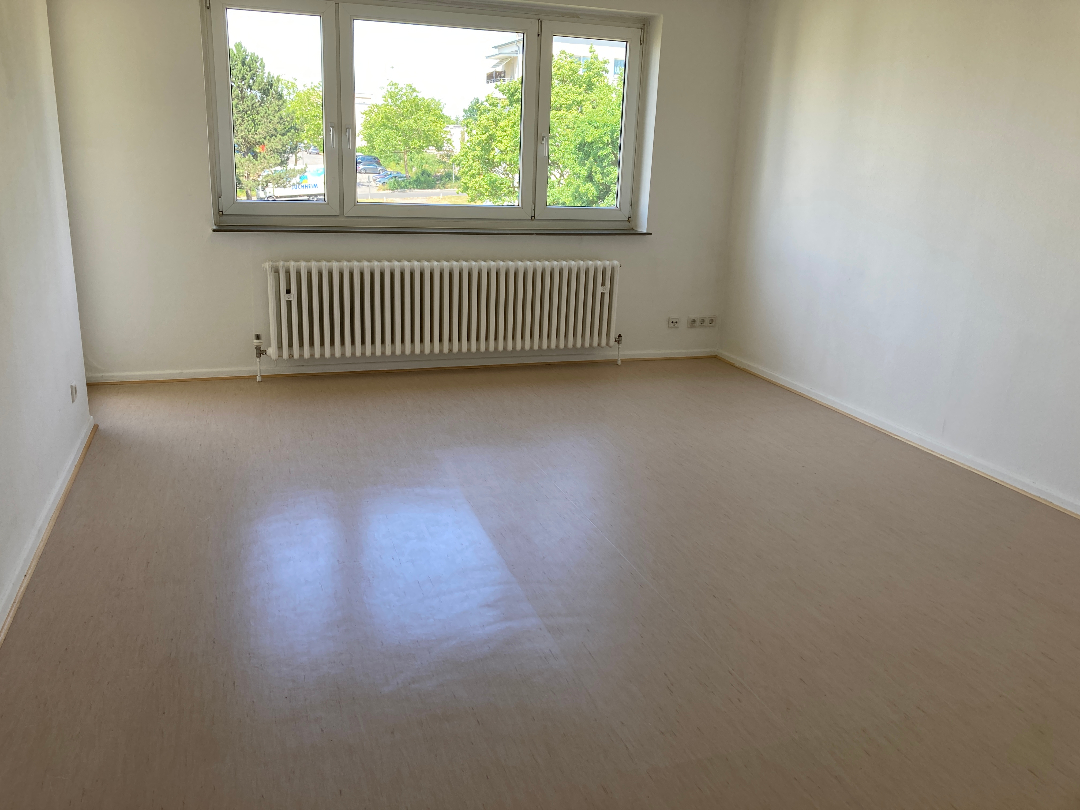 Praktische 4-Zimmer-Wohnung mit Balkon in ruhiger Lage, Arleser Straße 12, 36039 Fulda