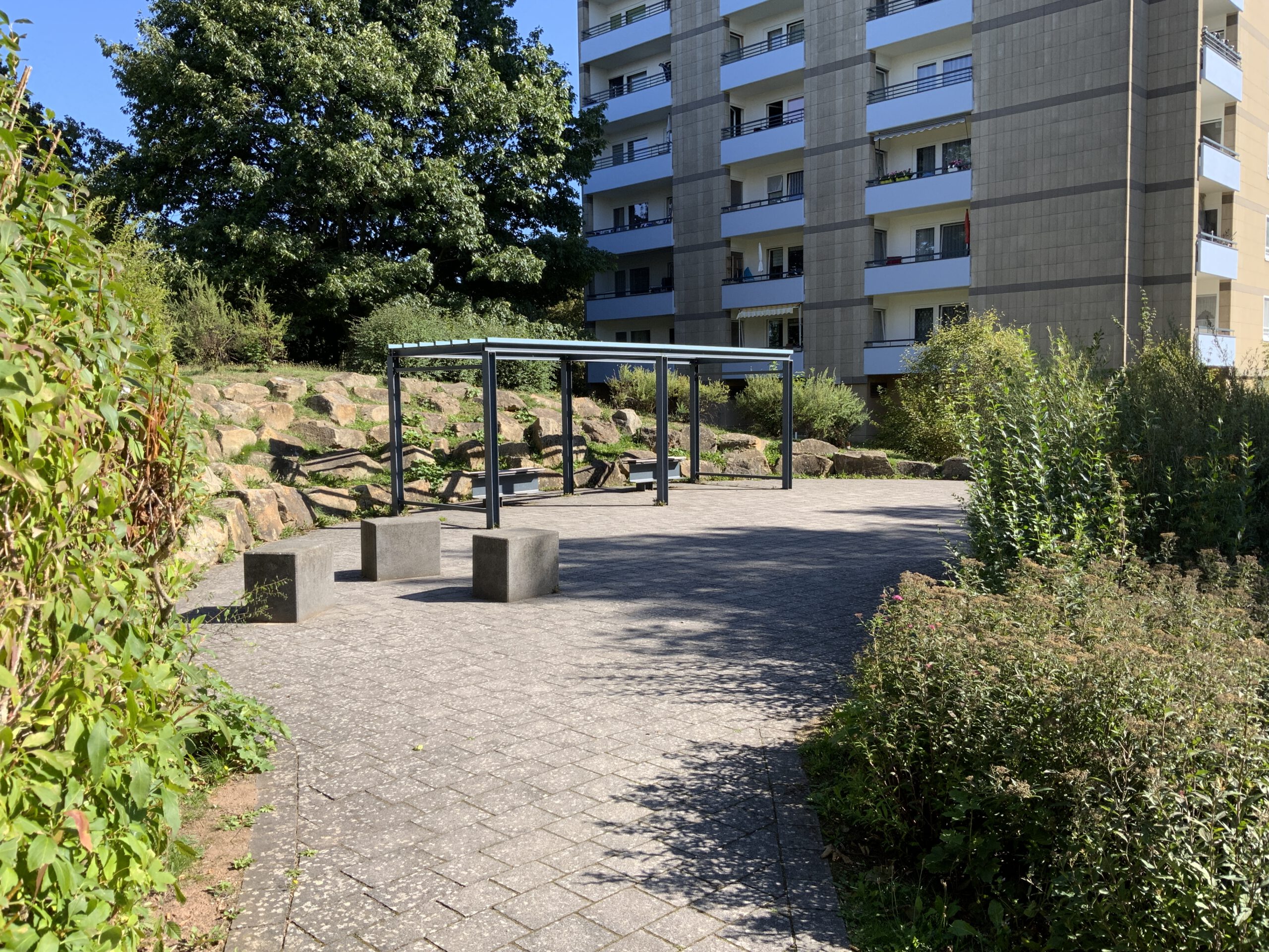Praktisches Appartement mit Balkon sucht netten Mieter, Adenauerstraße 4, 36039 Fulda