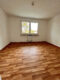 Renovierte 4 Zimmer Wohnung mit sonnigen Balkon - Schlafzimmer.jpg