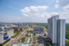 Wohnen im Ruby Tower in einer 2 Zimmerwohnung mit Bick auf die Skyline und dem Taunus im 16. OG ! - Blick nach Osten