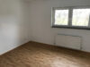 Modernisierte 2 - Zimmer - Wohnung mit Blick in den Taunus - Schlafzimmer