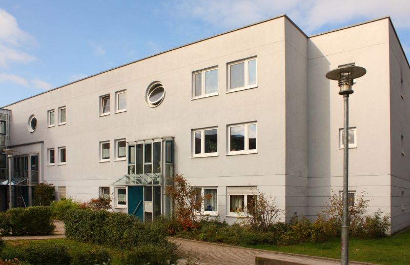 Toll 1-Zimmer-Wohnung mit Terrasse, ideal für Singles, Amrumer Straße 8, 65199 Wiesbaden