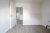 Schöne 2-Raum-Wohnung mit modernisiertem Bad - Küche