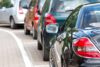 PKW-Stellplatz in Usingen, Händelstraße 9 - Joseph-Haydn-Straße 1-7,16-22 - AB SOFORT VERFÜGBAR - parkende Autos hintereinander