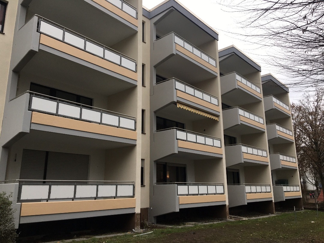 Frisch modernisierte 1,5-Zimmer-Wohnung mit Balkon in Bad Homburg!, Heuchelheimer Strasse 92B, 61350 Bad Homburg vor der Höhe