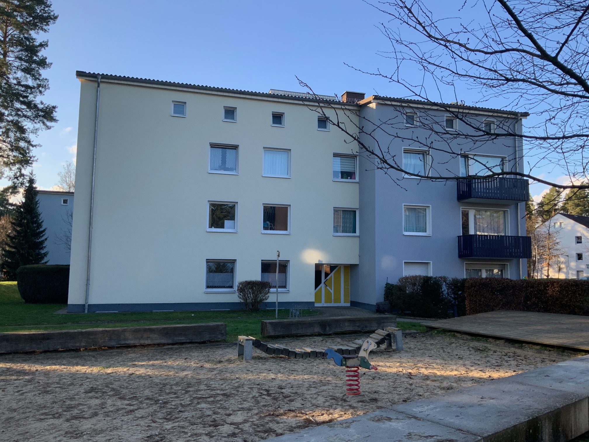 Helle 3-Zimmer Wohnung mit Balkon zu vermieten, Dresdener Straße 28, 35260 Stadtallendorf