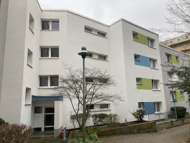 2 – Zimmer Wohnung in modernisiertem Gebäude, Oskar-Schindler-Strasse 7, 60437 Frankfurt am Main
