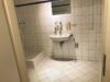 47104/38 Helles 1-Zimmer-Appartement in D-Wittlaer - Bad1.jpg