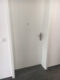 91101/27 - Schöne, helle 3-Raum-Wohnung im EG mit Terrasse zum grünen Innenhof - Wohnungseingangstür.JPG